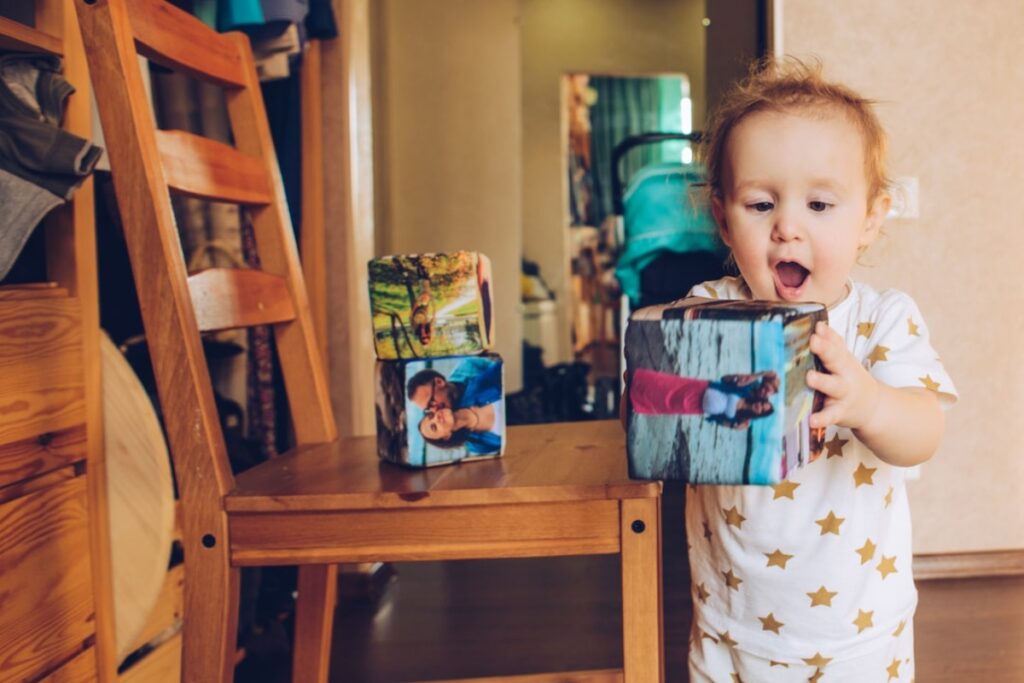 Titelbild zu „Individuell und einzigartig: Personalisierte Geschenke für Kinder“