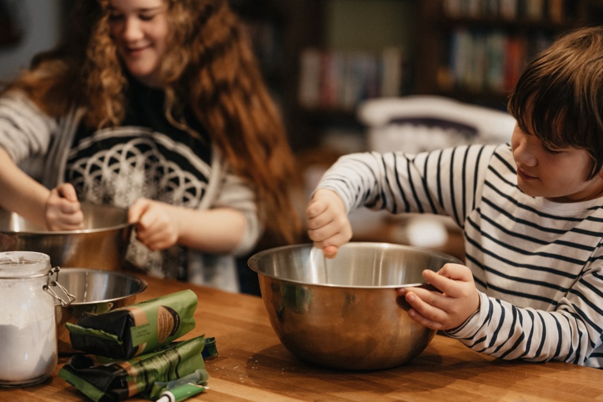 Titelbild zu „Kochen mit Kindern“